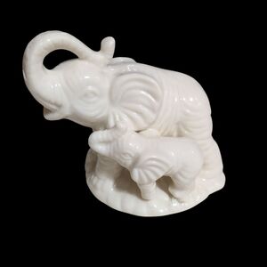 Mother and Baby Vintage Off White Ceramic Good Luck Elephant Figurine